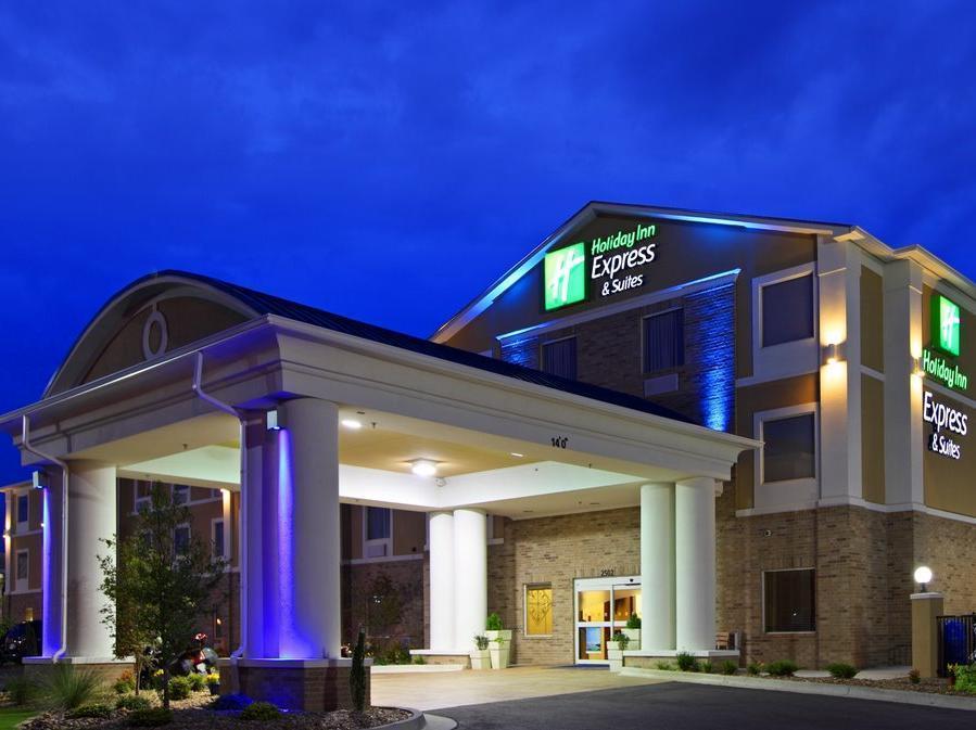 Holiday Inn Express & Suites Lantana By Ihg Exterior photo